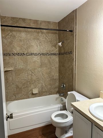 6532 Central Avenue, North Richland Hills, TX 76182