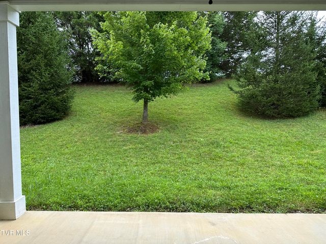 2728 Edinburgh Channel Road, Kingsport, TN 37664