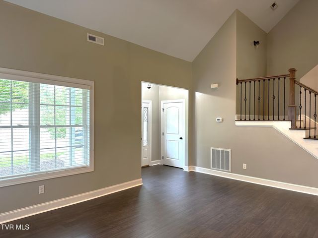 2728 Edinburgh Channel Road, Kingsport, TN 37664