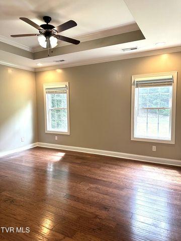 2728 Edinburgh Channel Road, Kingsport, TN 37664