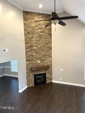 2728 Edinburgh Channel Road, Kingsport, TN 37664