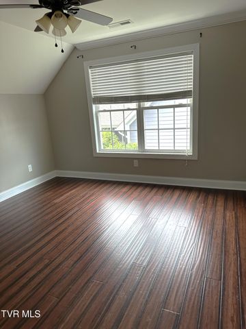2728 Edinburgh Channel Road, Kingsport, TN 37664
