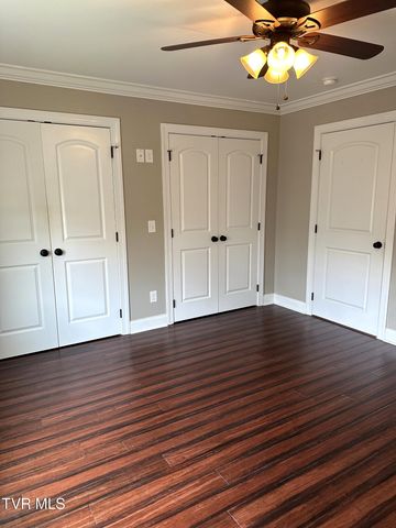 2728 Edinburgh Channel Road, Kingsport, TN 37664