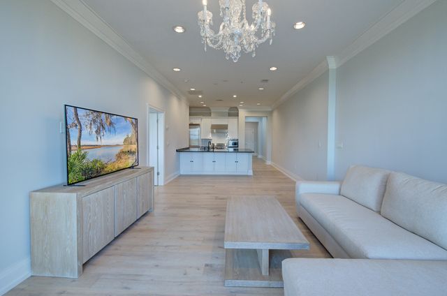 118 Cooper River Drive, Mount Pleasant, SC 29464