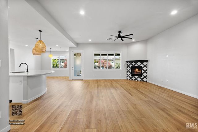 11621 Claret Court, Bakersfield, CA 93311