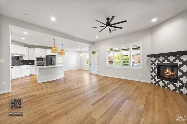 11621 Claret Court, Bakersfield, CA 93311