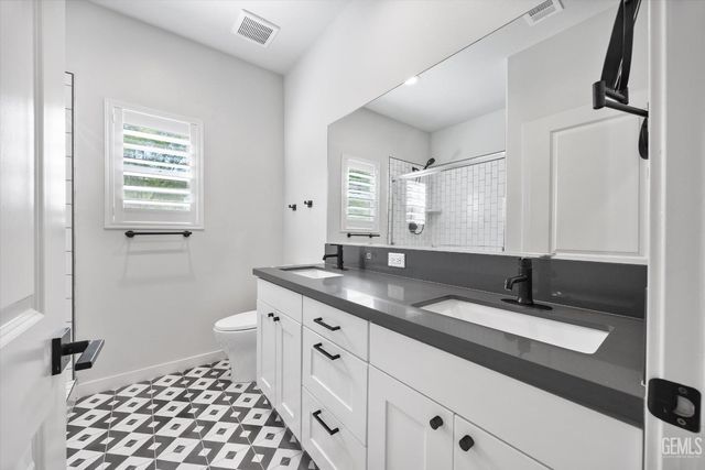 11621 Claret Court, Bakersfield, CA 93311