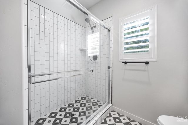 11621 Claret Court, Bakersfield, CA 93311