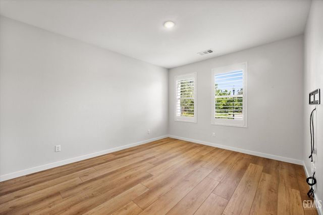 11621 Claret Court, Bakersfield, CA 93311