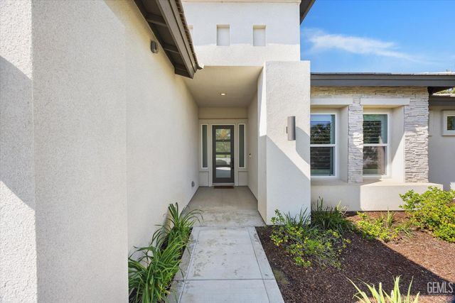 11621 Claret Court, Bakersfield, CA 93311