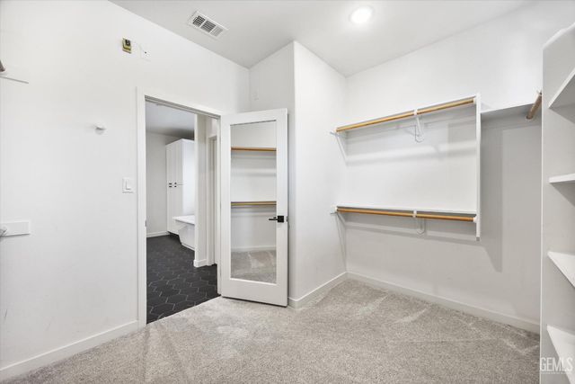 11621 Claret Court, Bakersfield, CA 93311