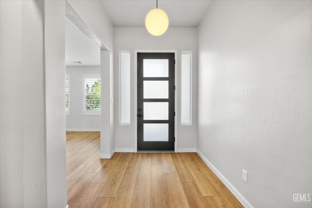 11621 Claret Court, Bakersfield, CA 93311