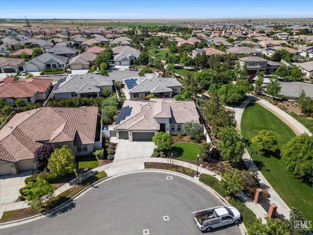 11621 Claret Court, Bakersfield, CA 93311