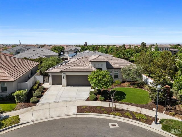 11621 Claret Court, Bakersfield, CA 93311