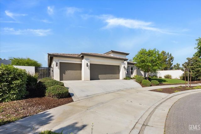 11621 Claret Court, Bakersfield, CA 93311