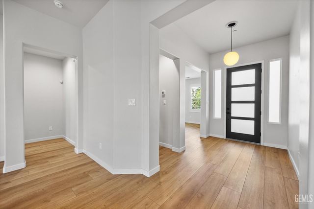 11621 Claret Court, Bakersfield, CA 93311