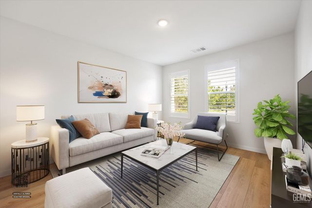 11621 Claret Court, Bakersfield, CA 93311