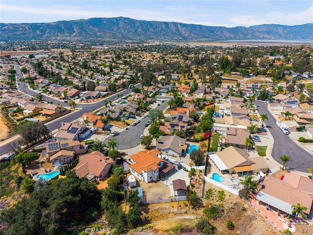 22892 22892 Sheffield Court, Wildomar, CA 92595