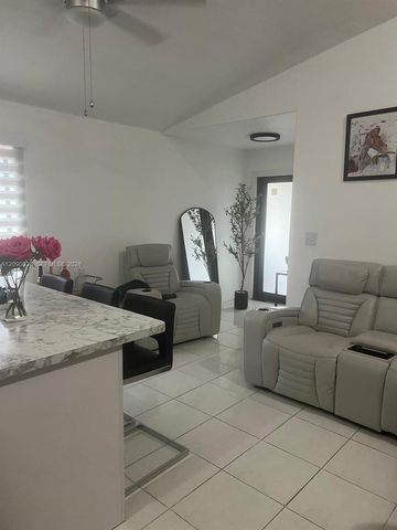 10071 NW 127 Terrace, Hialeah Gardens, FL 33018