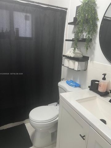 10071 NW 127 Terrace, Hialeah Gardens, FL 33018