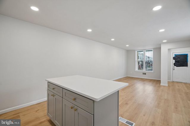215 N 54TH ST, Philadelphia, PA 19139