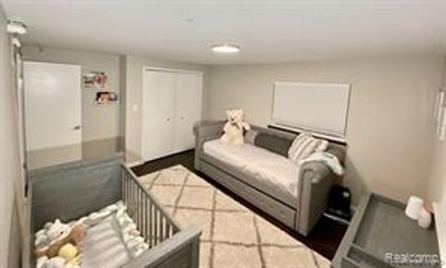 4077 Lincoln Road, Bloomfield Hills, MI 48301