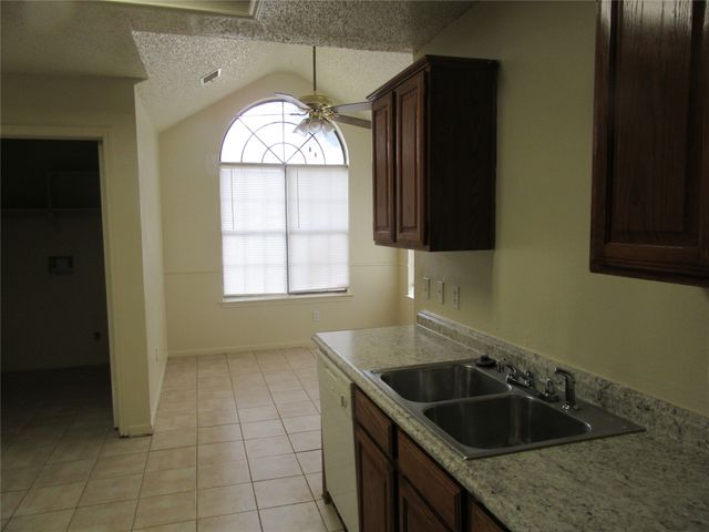 401 Channel View Terrace, Desoto, TX 75115