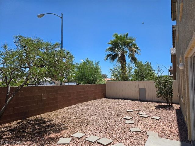 7668 Ambersnail Street, Las Vegas, NV 89139