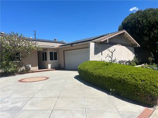506 Pierpont, Costa Mesa, CA 92626