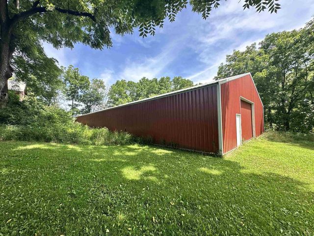 S1664 Farra Road, La Valle, WI 53941