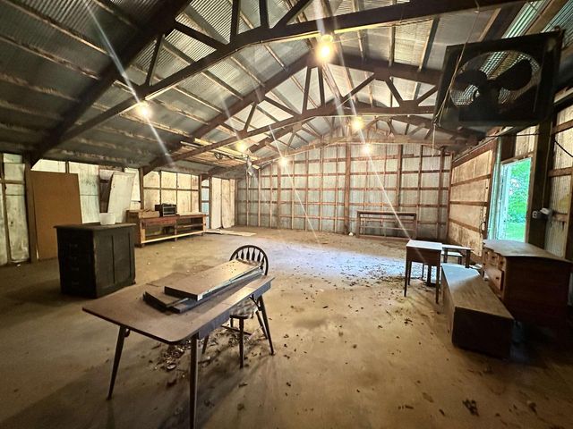 S1664 Farra Road, La Valle, WI 53941