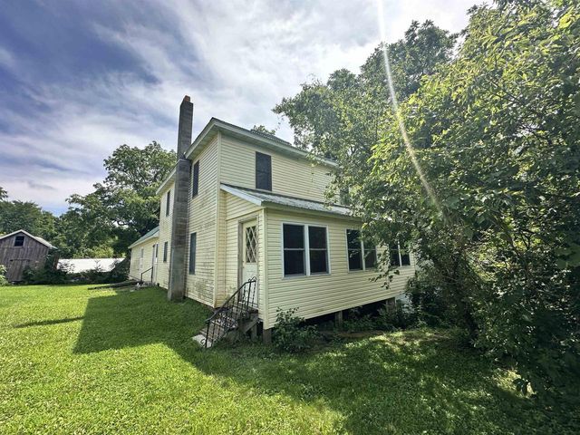 S1664 Farra Road, La Valle, WI 53941