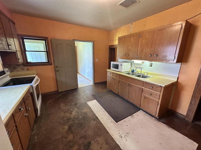 S1664 Farra Road, La Valle, WI 53941