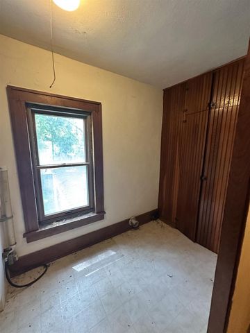 S1664 Farra Road, La Valle, WI 53941