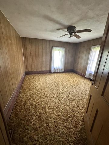 S1664 Farra Road, La Valle, WI 53941