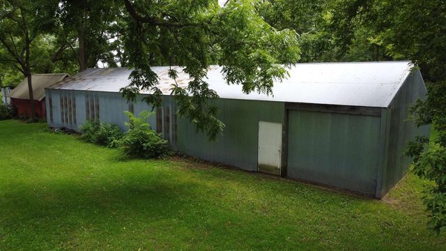 S1664 Farra Road, La Valle, WI 53941