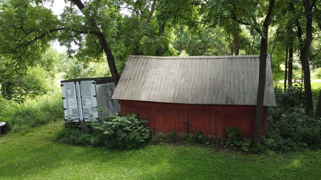 S1664 Farra Road, La Valle, WI 53941