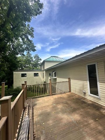 S1664 Farra Road, La Valle, WI 53941