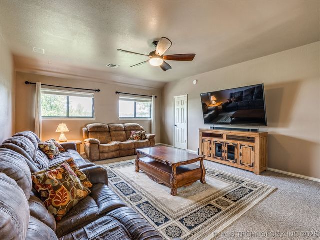 7816 E Broadway Street, Broken Arrow, OK 74014