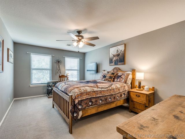 7816 E Broadway Street, Broken Arrow, OK 74014