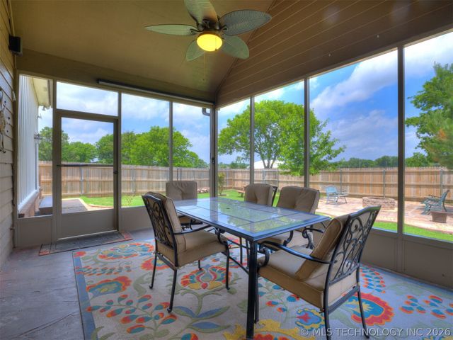 7816 E Broadway Street, Broken Arrow, OK 74014