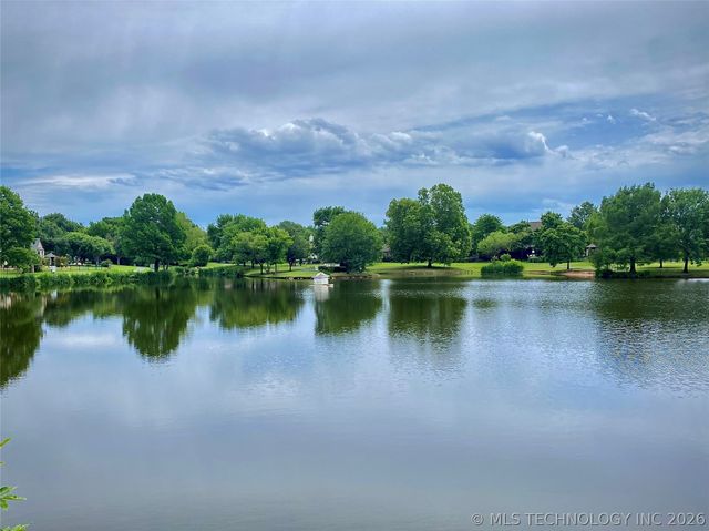7816 E Broadway Street, Broken Arrow, OK 74014