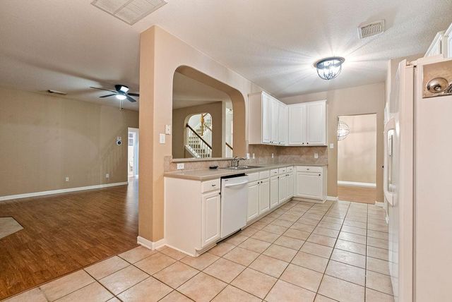 1820 Chasewood DR, Austin, TX 78727