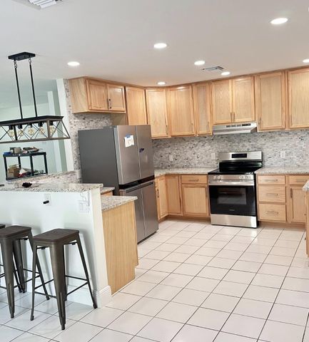 117 Yacht View Lane, St. Lucie Village, Fort Pierce, FL 34946
