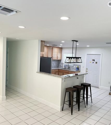 117 Yacht View Lane, St. Lucie Village, Fort Pierce, FL 34946