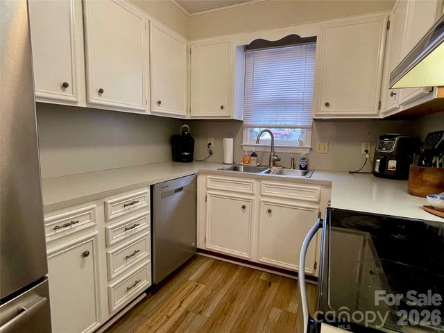 1330 5th Street NE 191, Hickory, NC 28601