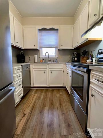 1330 5th Street NE 191, Hickory, NC 28601