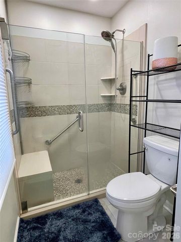 1330 5th Street NE 191, Hickory, NC 28601