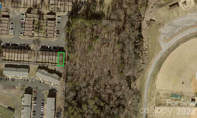 1330 5th Street NE 191, Hickory, NC 28601