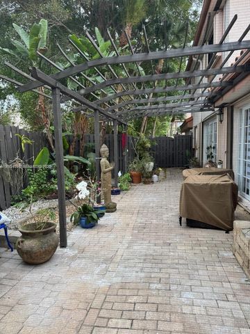 1838 NW 93rd Ter 0, Plantation, FL 33322